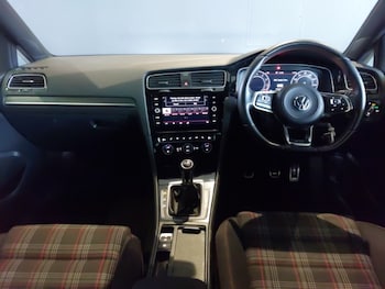 Used Volkswagen Golf 2019 for sale - 78580313: Photo