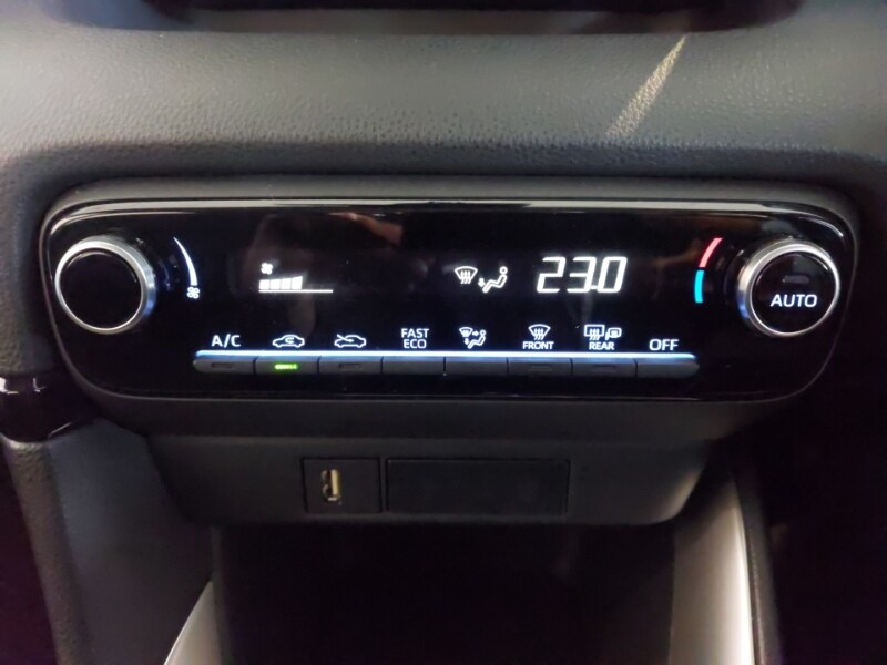 Used Toyota Yaris 2023 for sale - 77677932: Photo 16