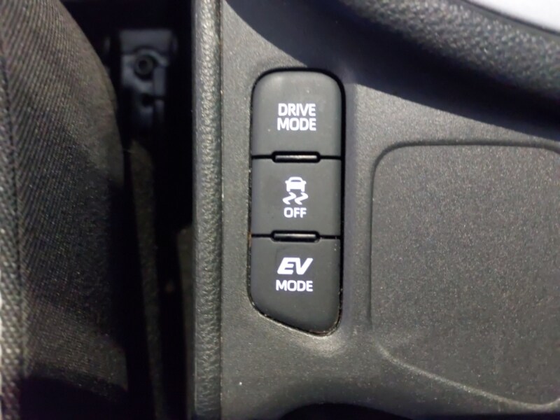 Used Toyota Yaris 2023 for sale - 77677932: Photo 18