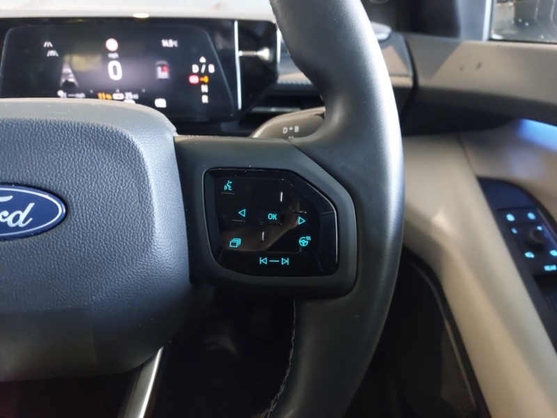 Used Ford Explorer 2024 for sale - 76383780: Photo 11