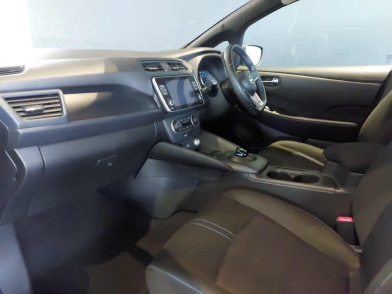 Used Nissan Leaf 2022 for sale - 76414402: Photo 5