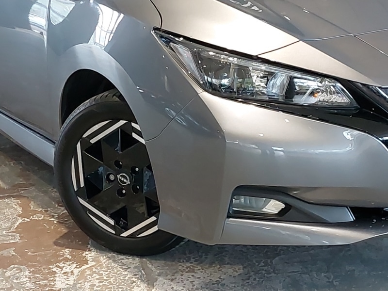 Used Nissan Leaf 2022 for sale - 76414402: Photo 9