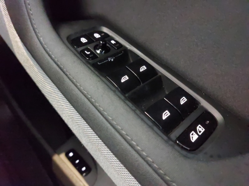 Used Polestar Polestar 2 2023 for sale - 77750555: Photo 18