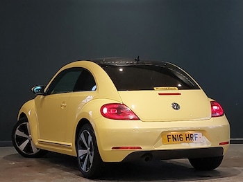 Used Volkswagen Beetle 2016 for sale - 76552760: Photo