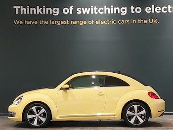 Used Volkswagen Beetle 2016 for sale - 76552760: Photo