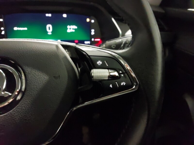 Used Skoda Octavia 2023 for sale - 77272799: Photo 11