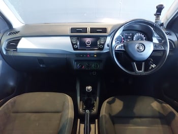 Used Skoda Fabia 2018 for sale - 79382579: Photo