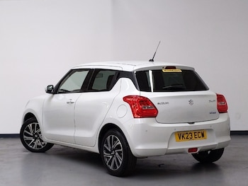 Used Suzuki Swift 2023 for sale - 78559734: Photo