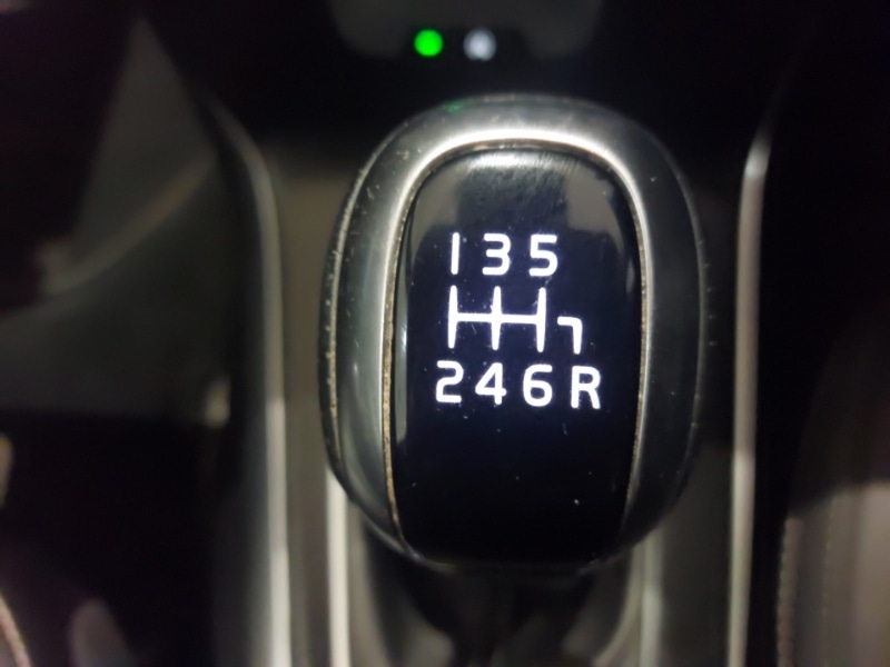 Used Volvo V40 2019 for sale - 76699827: Photo 15