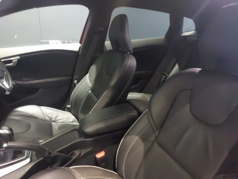 Used Volvo V40 2019 for sale - 76699827: Photo 5