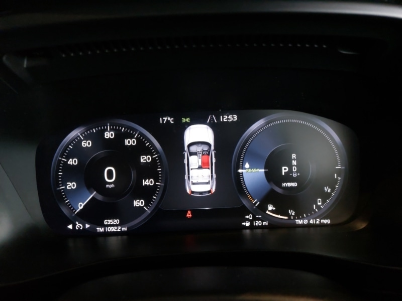 Used Volvo XC40 2022 for sale - 76365417: Photo 17