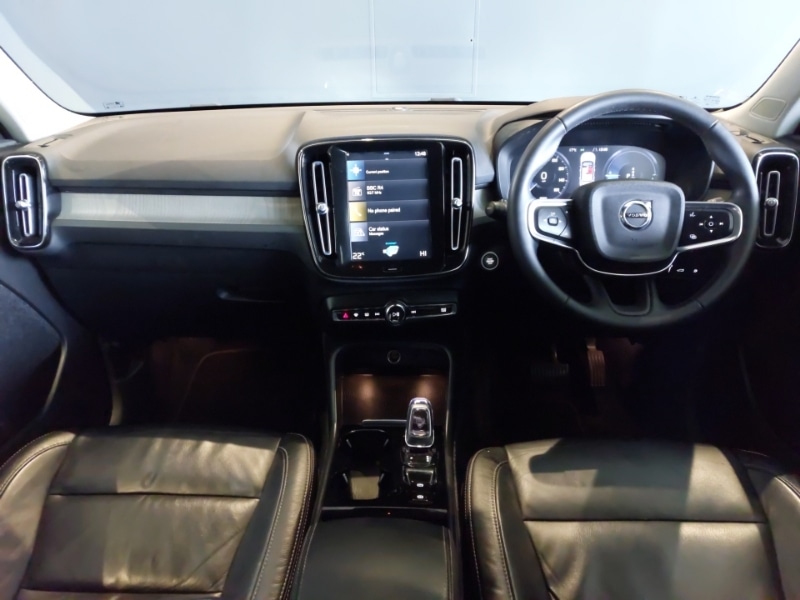 Used Volvo XC40 2022 for sale - 76365417: Photo 2