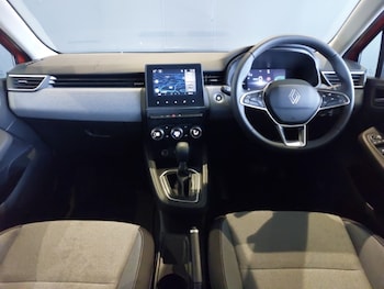 Used Renault Clio 2025 for sale - 77379925: Photo