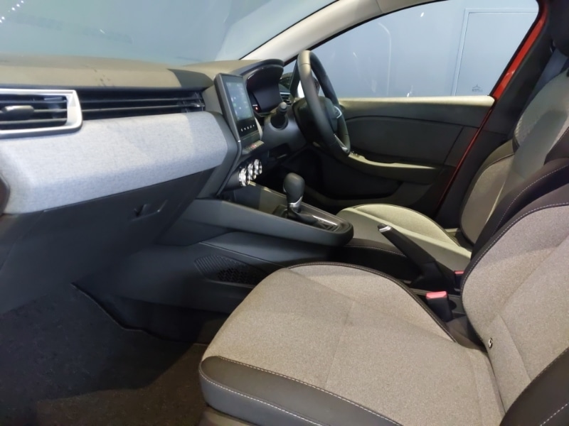 Used Renault Clio 2025 for sale - 77379925: Photo 5