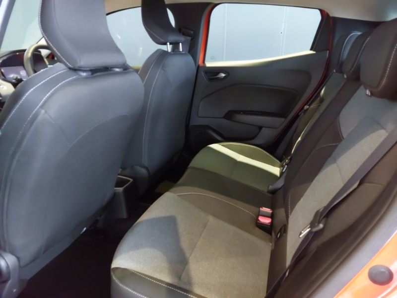 Used Renault Clio 2025 for sale - 77379925: Photo 6