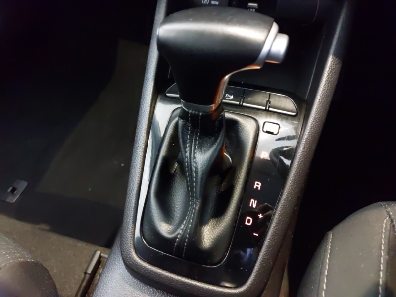 Used Kia Stonic 2020 for sale - 76387908: Photo 17