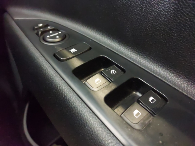 Used Kia Stonic 2020 for sale - 76387908: Photo 19