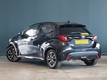 Used Toyota Yaris 2023 for sale - 79420319: Photo