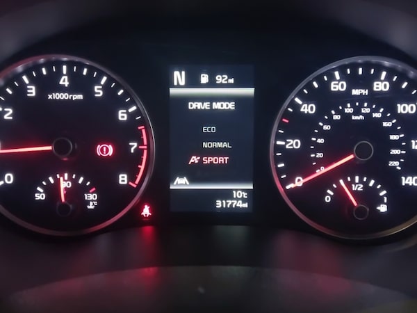 Used Kia Stonic 2022 for sale - 76289303: Photo 17