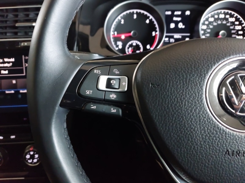 Used Volkswagen Golf 2019 for sale - 76628638: Photo 10