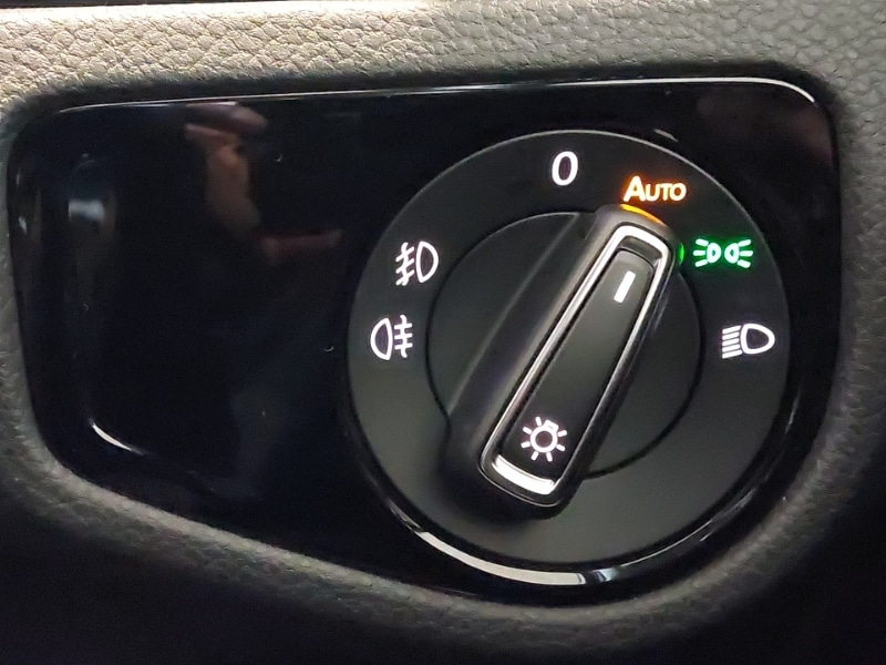 Used Volkswagen Golf 2019 for sale - 76628638: Photo 18