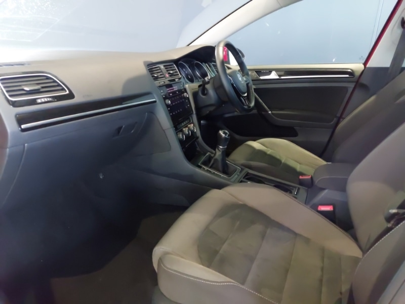 Used Volkswagen Golf 2019 for sale - 76628638: Photo 5