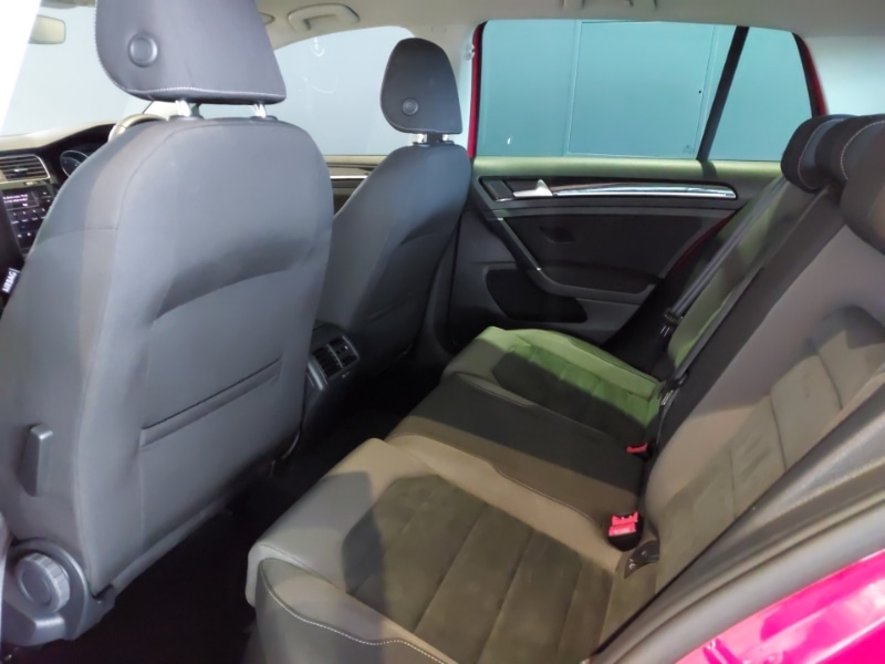 Used Volkswagen Golf 2019 for sale - 76628638: Photo 6