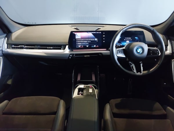 Used BMW iX1 2023 for sale - 76199113: Photo 2