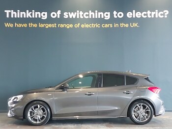 Used Ford Focus 2020 for sale - 76208159: Photo 4
