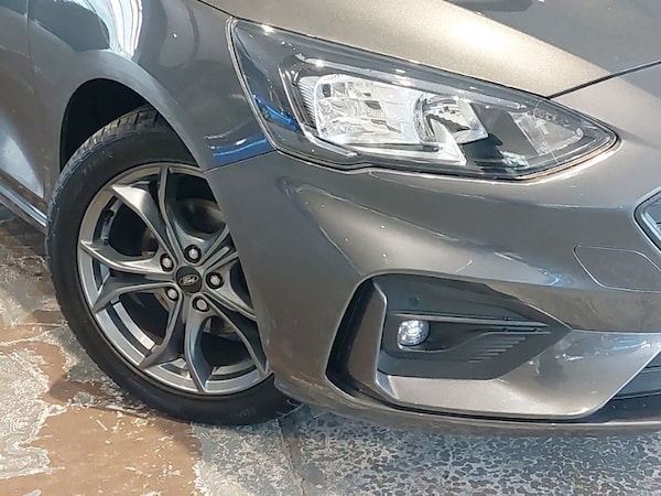 Used Ford Focus 2020 for sale - 76208159: Photo 9