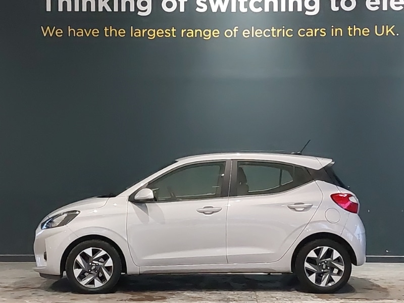 Used Hyundai i10 2024 for sale - 77573364: Photo 4