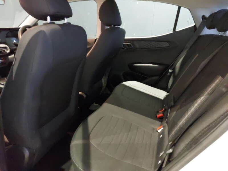 Used Hyundai i10 2024 for sale - 77573364: Photo 6