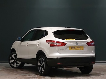 Used Nissan Qashqai 2017 for sale - 77252205: Photo