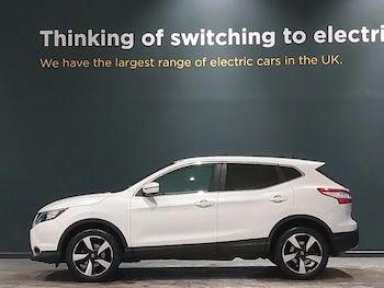 Used Nissan Qashqai 2017 for sale - 77252205: Photo