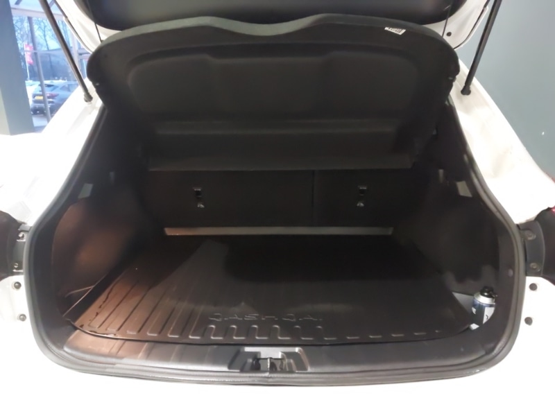 Used Nissan Qashqai 2017 for sale - 77252205: Photo 8