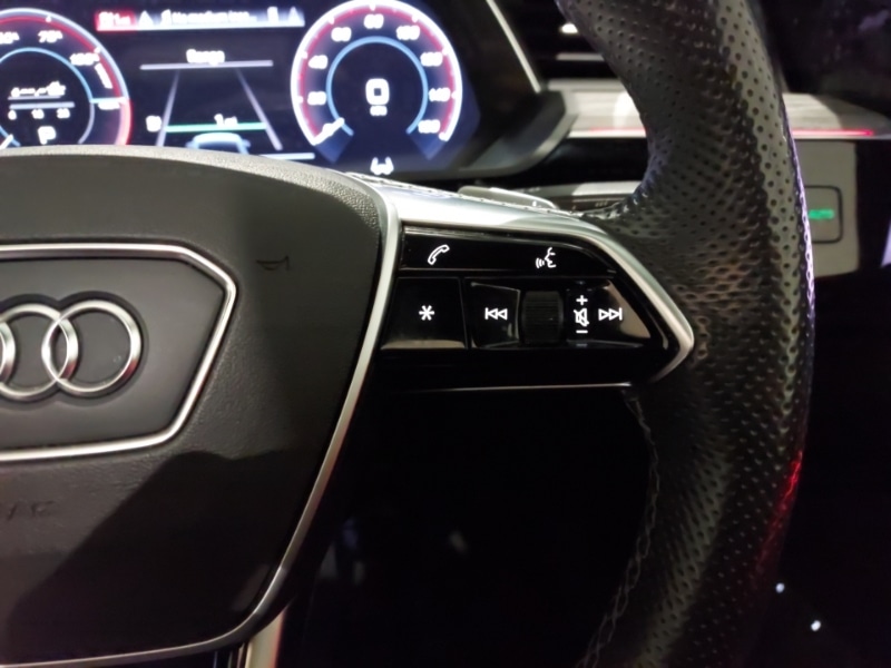 Used Audi e-tron 2022 for sale - 76885336: Photo 11