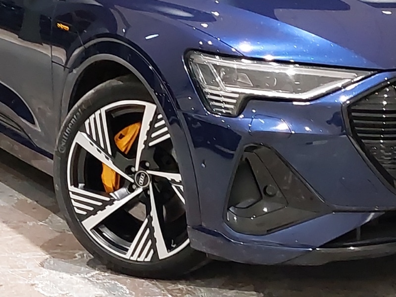 Used Audi e-tron 2022 for sale - 76885336: Photo 9