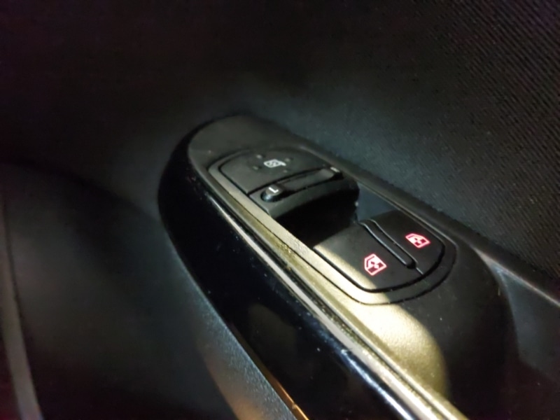 Used Vauxhall Corsa 2019 for sale - 77750564: Photo 19