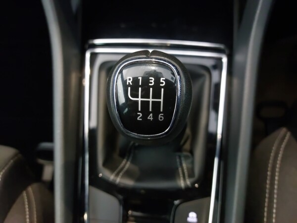 Used Skoda Karoq 2024 for sale - 76187761: Photo 18