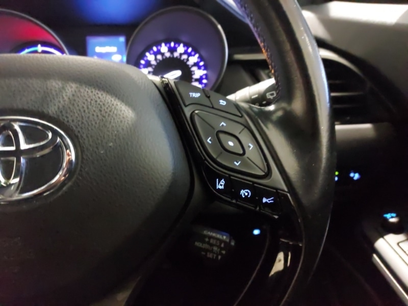 Used Toyota C-HR 2018 for sale - 77453975: Photo 11