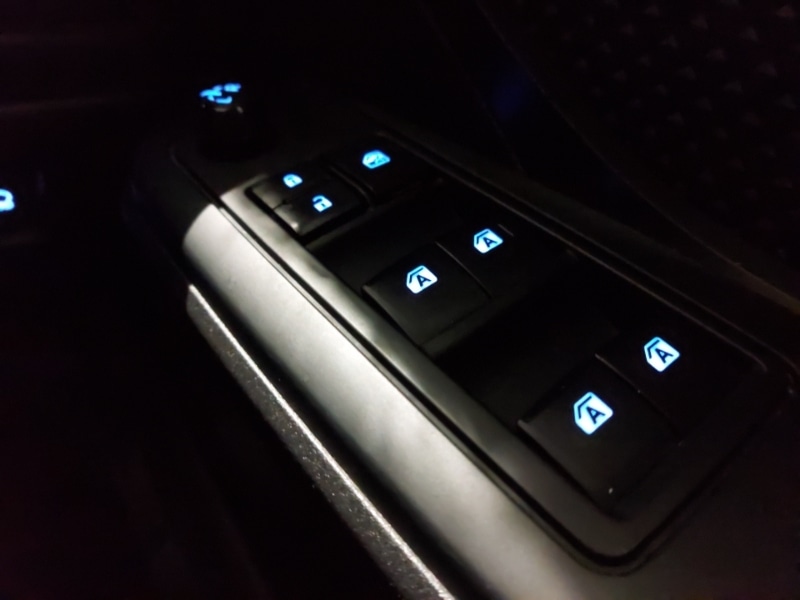 Used Toyota C-HR 2018 for sale - 77453975: Photo 18