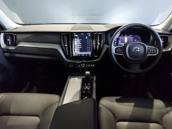 Used Volvo XC60 2024 for sale - 75921407: Photo