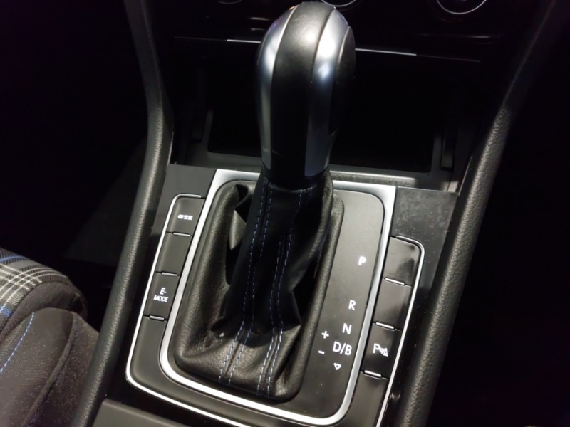 Used Volkswagen Golf 2020 for sale - 76325560: Photo 16