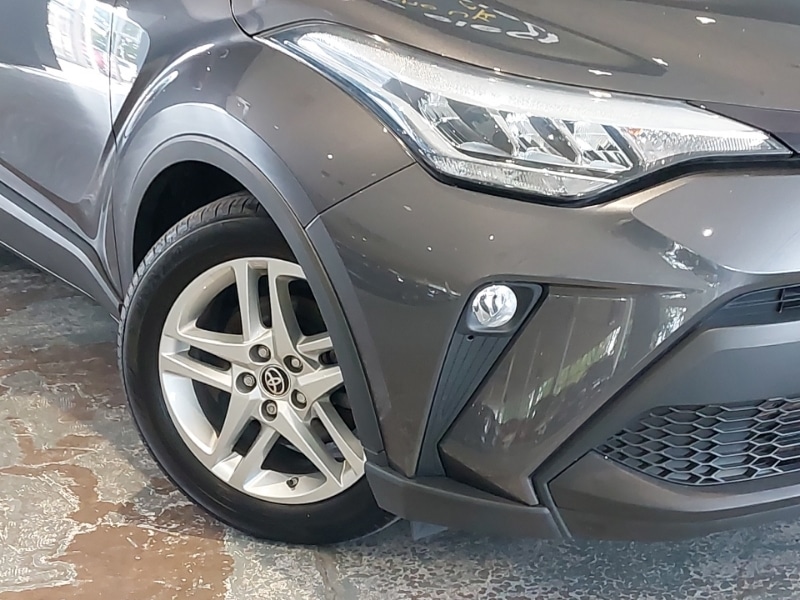 Used Toyota C-HR 2022 for sale - 76071253: Photo 9