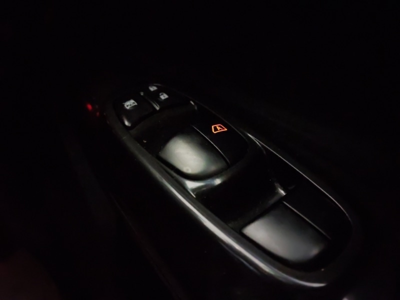 Used Nissan Juke 2018 for sale - 77638372: Photo 18