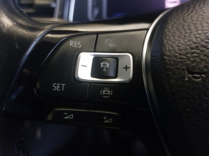 Used Volkswagen T-Roc 2019 for sale - 76815751: Photo 10