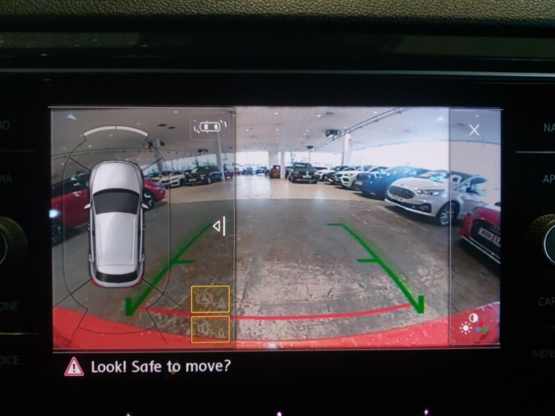 Used Volkswagen T-Roc 2019 for sale - 76815751: Photo 14