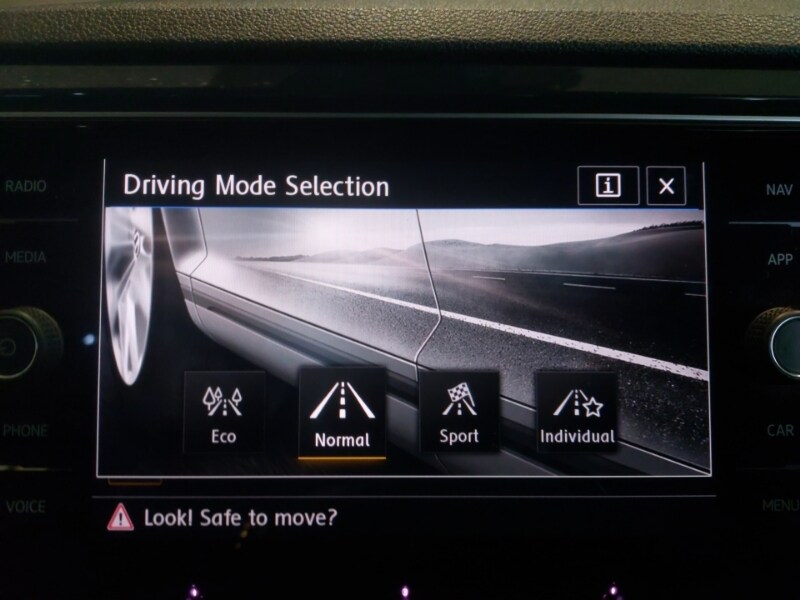 Used Volkswagen T-Roc 2019 for sale - 76815751: Photo 15