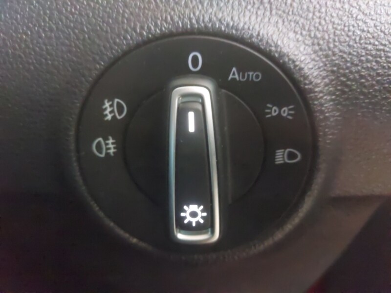 Used Volkswagen T-Roc 2019 for sale - 76815751: Photo 19