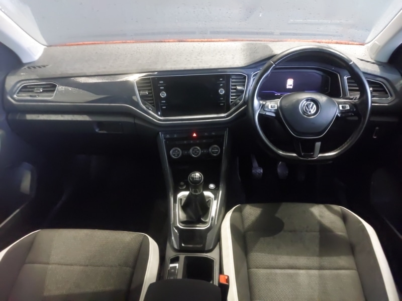 Used Volkswagen T-Roc 2019 for sale - 76815751: Photo 2